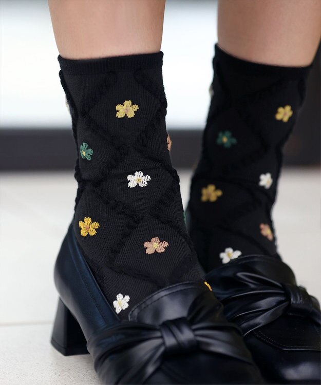 Tiaclasse トレリス＋カラーフラワーソックス ブラック