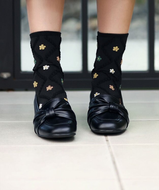 Tiaclasse トレリス＋カラーフラワーソックス ブラック