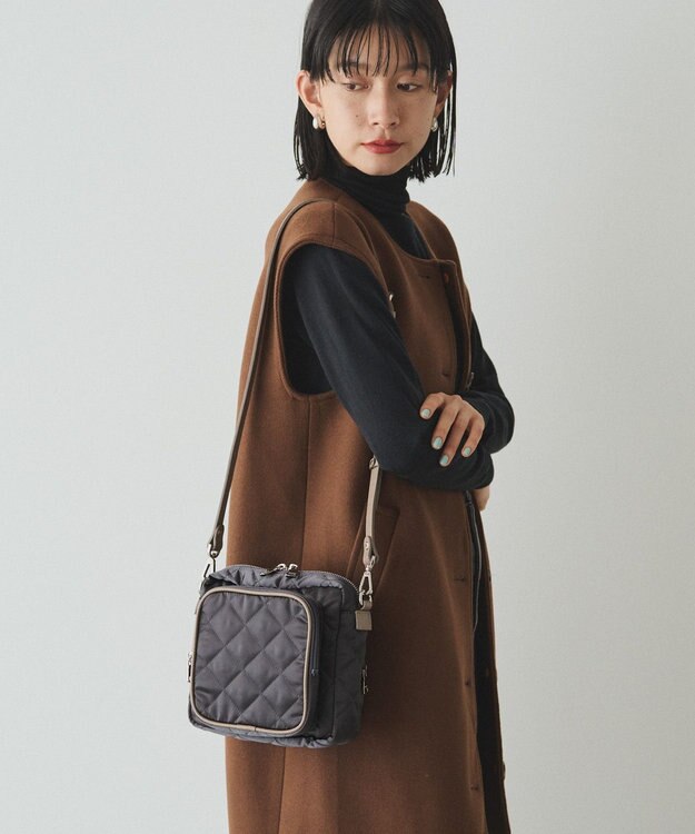 russet 【2025AW新作】キルティングスクエアショルダーバッグ(SF-257) Charcoal