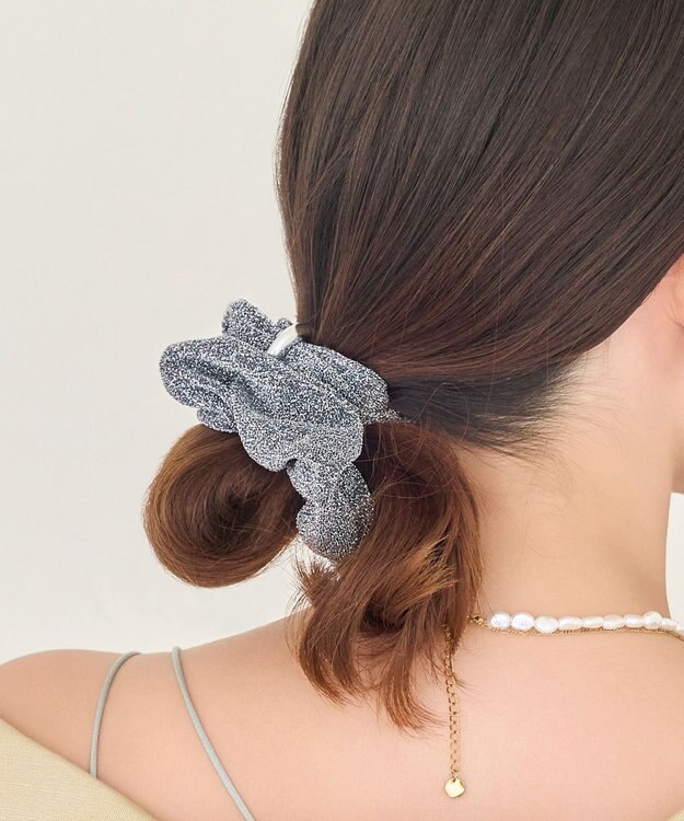 Phoebe メタルグリッターシュシュ　グレー グレー