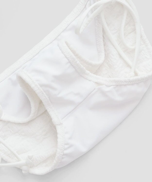 San-ai Resort（三愛水着楽園） 軽い着け心地でしっかり盛れる【楽盛り水着】　フリルワイヤービキニ　9M・11L　【San-ai Resort（サンアイリゾート）】 ホワイト