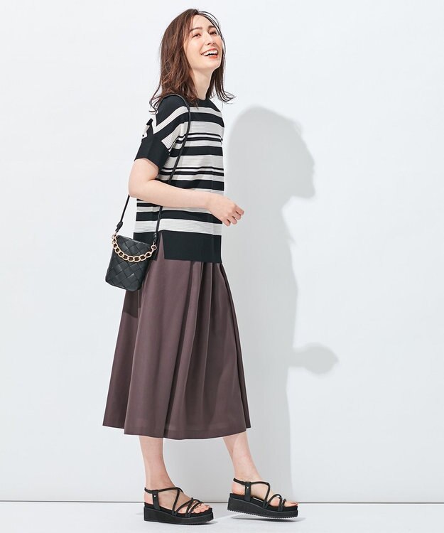 自由区 【洗える】クレープストレッチボーダー ニット ライトトープ系1