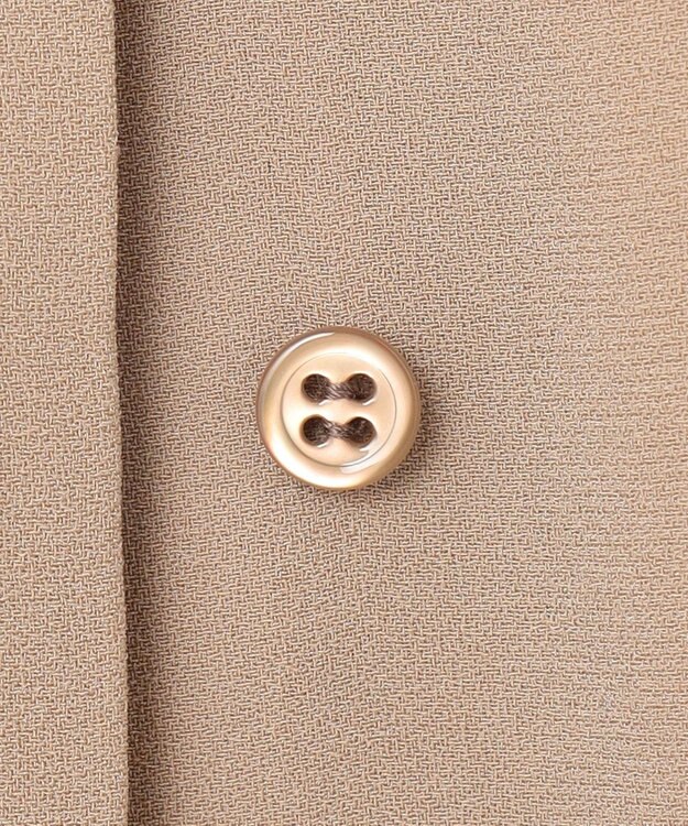 BEIGE， 【洗える】FLEUR / フロントボタンノースリーブブラウス Beige