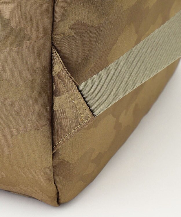 LA BAGAGERIE シャドージャカード リュックサック カーキ