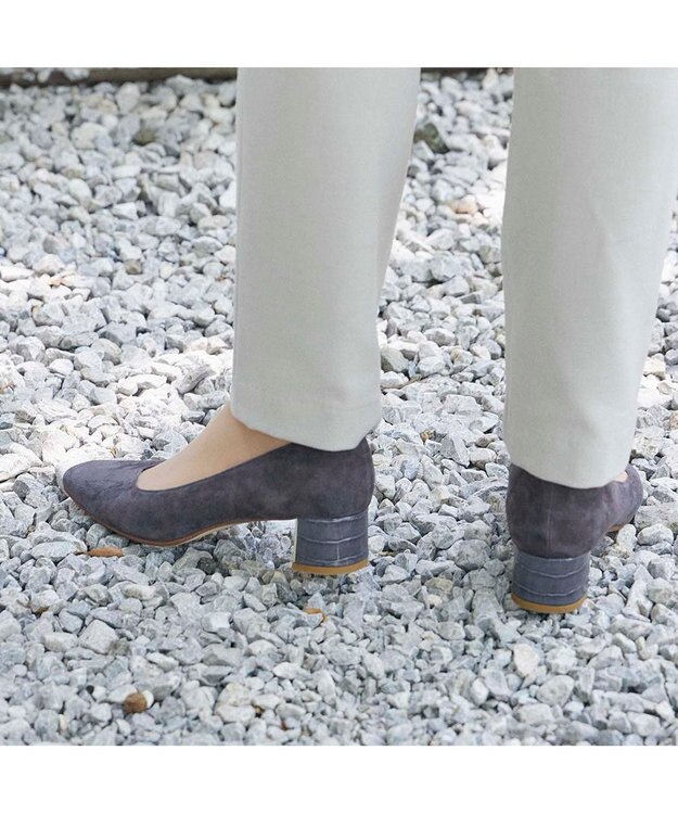 Riz raffinee <Riz raffinee>スクエアトゥプレーンパンプス グレースエード