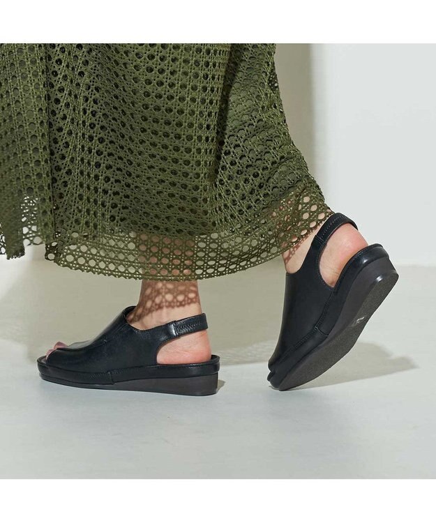 ing <ing>【WEB限定】【3E】カバードサンダル ブラック