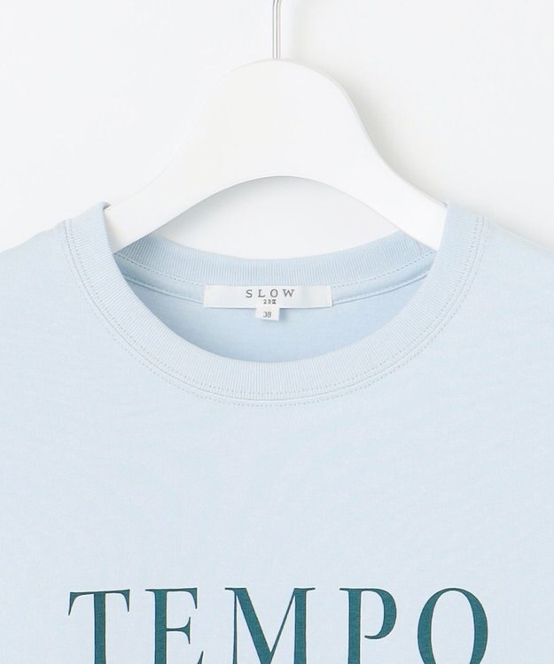 23区 【SLOW/一部店舗限定】MVSコットン  ロゴTシャツ サックスブルーxグリーンロゴ