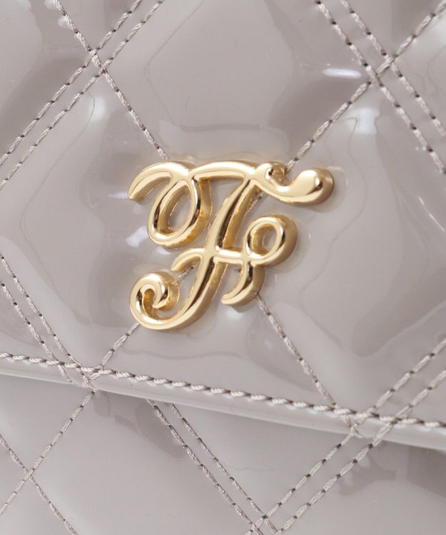 Maison de FLEUR キルティングエナメルバッグ Light Gray