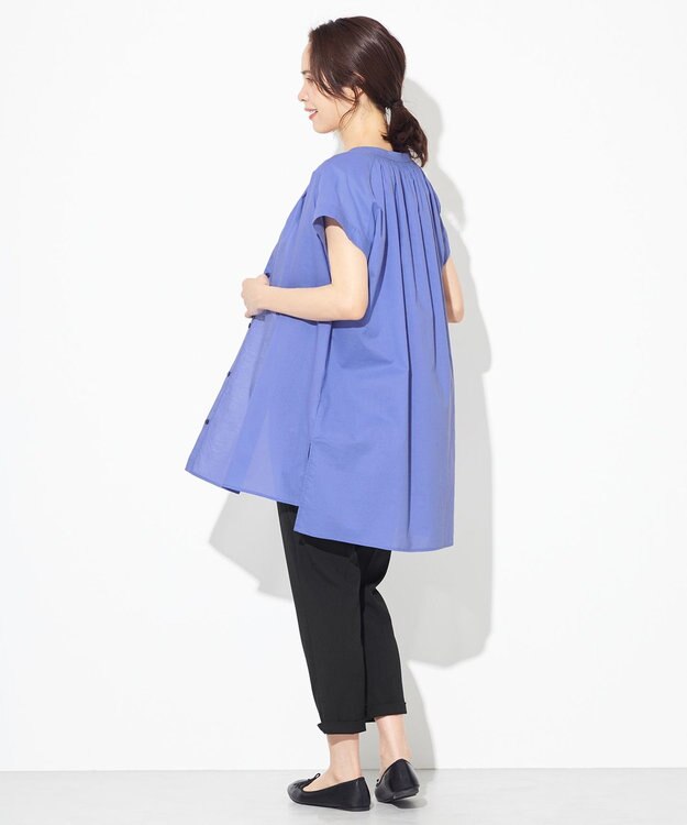 ANY 【洗える】シャーリングチュニック ブラウス ブルー系