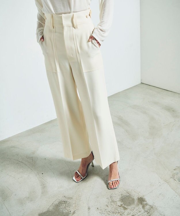 GRACE CONTINENTAL サテンベイカーパンツ キナリ