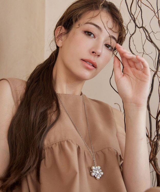 Tiaclasse パールブローチ２WAYネックレス シルバー