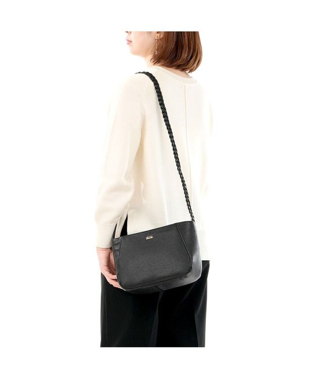 IBIZA アトラクティーボ　ショルダーバッグ 黒