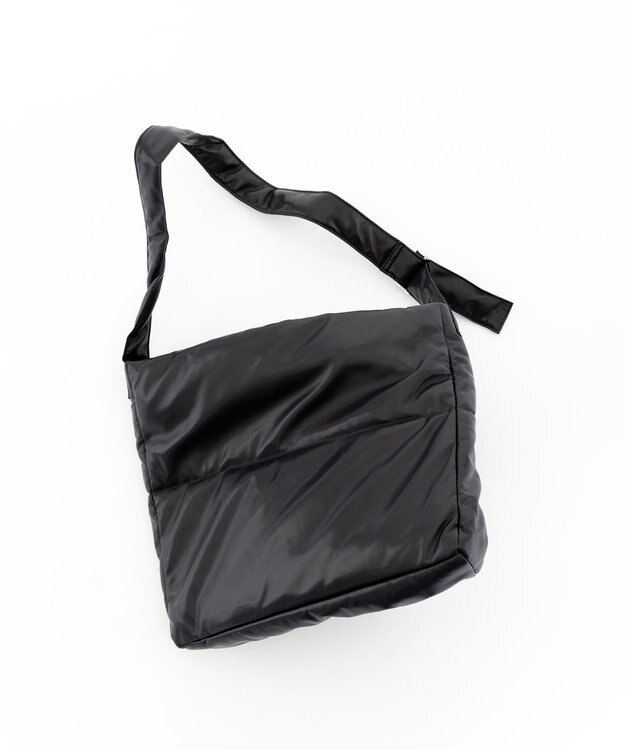 JOSEPH HOMME シンセティックソフトレザー　ワンショルダー バッグＬサイズ ブラック系