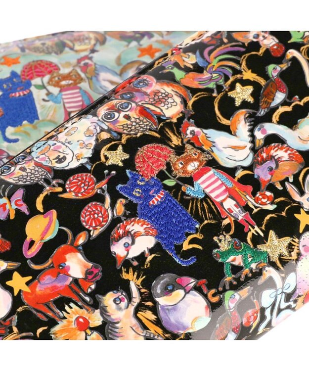 tsumori chisato CARRY 森のどうぶつたち ラウンドファスナー長財布 ブラック