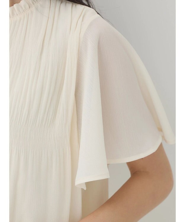 earth music&ecology マジョリカプリーツ半袖ブラウス Ivory