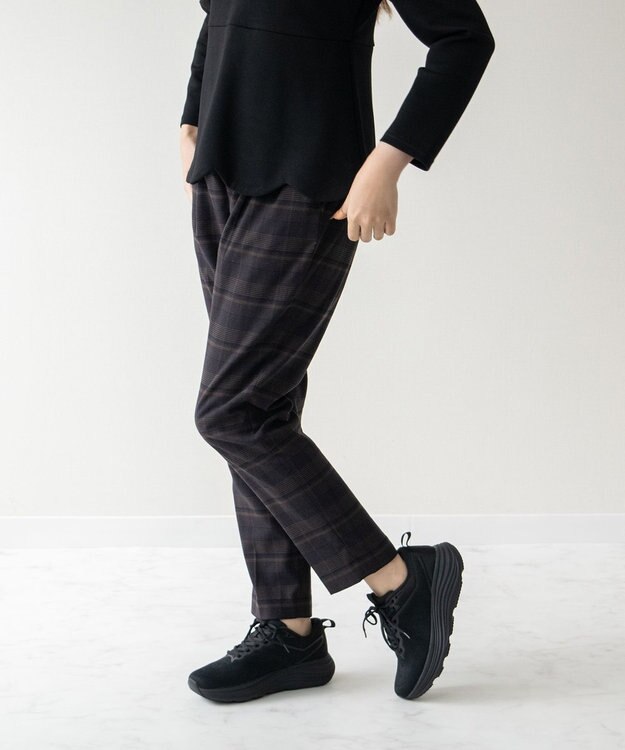 Bridget Birkin 【Bridget Birkin】スタイリッシュニットスニーカー ブラック