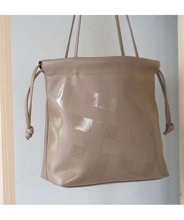 MIYABIYA La quoh with kirakaracho　角つなぎ ソフトレザー ミディアムトート 胡桃染（トープ）