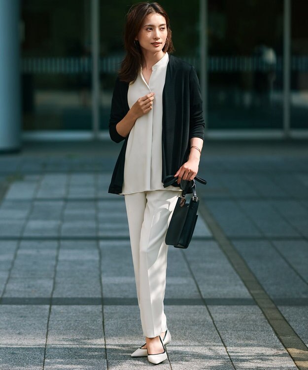 23区 L 【新色追加/洗える】ストレッチジョーゼット テーパード パンツ ベージュ系