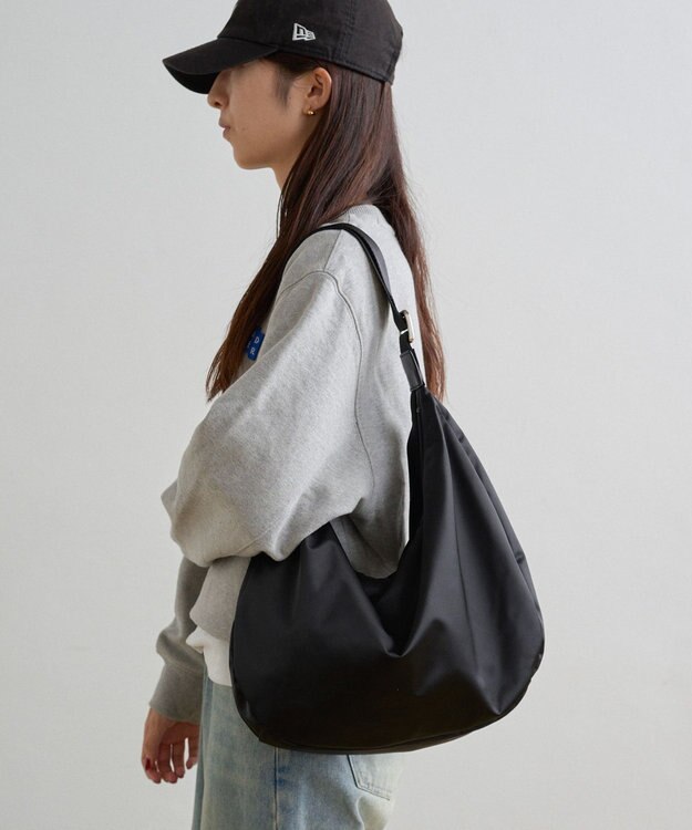 russet ラウンドビッグショルダーバッグ(CE-1292) Black2（シルバー金具）