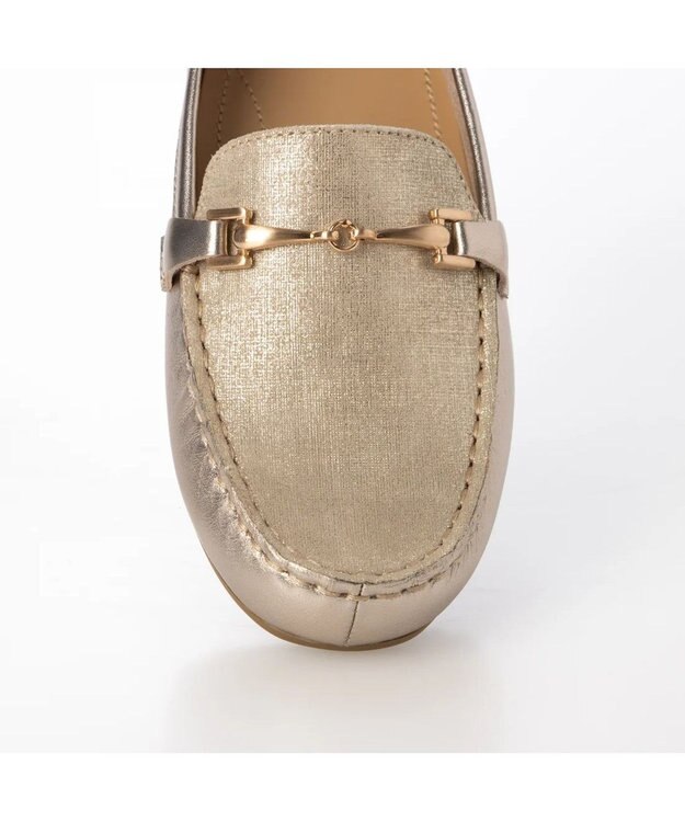 ing <ing>ビット付きモカシューズ ゴールド