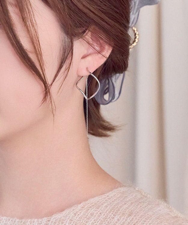 Phoebe 2wayグレースツイストラインイヤリング　シルバー シルバー