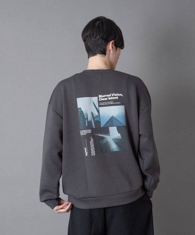 WEGO 【ユニセックス着用ITEM】アクセ付きフォトグラフィックプルオーバー ブラック中濃色