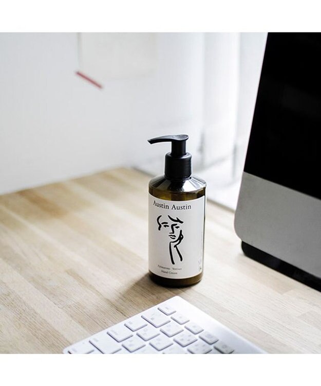 PRESENTERS ROOM Austin Austin(オースティンオースティン) / palmarosa&vetiver ハンドクリーム 300ml -