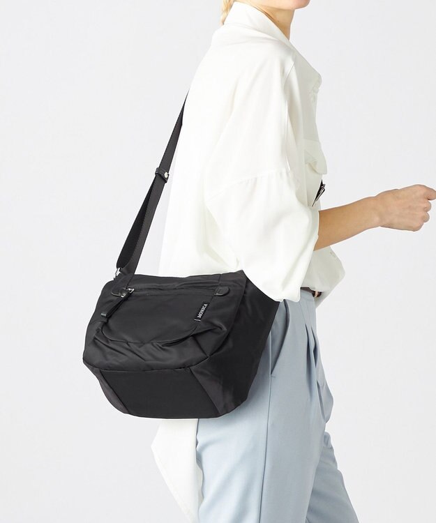 LA BAGAGERIE 【MONICA】ラウンドショルダーバッグ ブラック