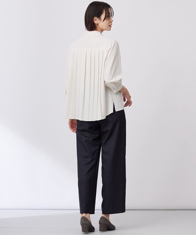 J.PRESS LADIES 【洗える】スパンローン バックプリーツ ブラウス ベージュ系