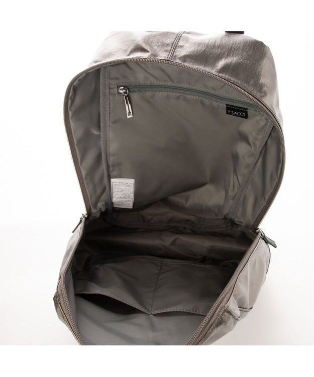 Y'SACCS コーティングナイロンリュック ガンメタリック