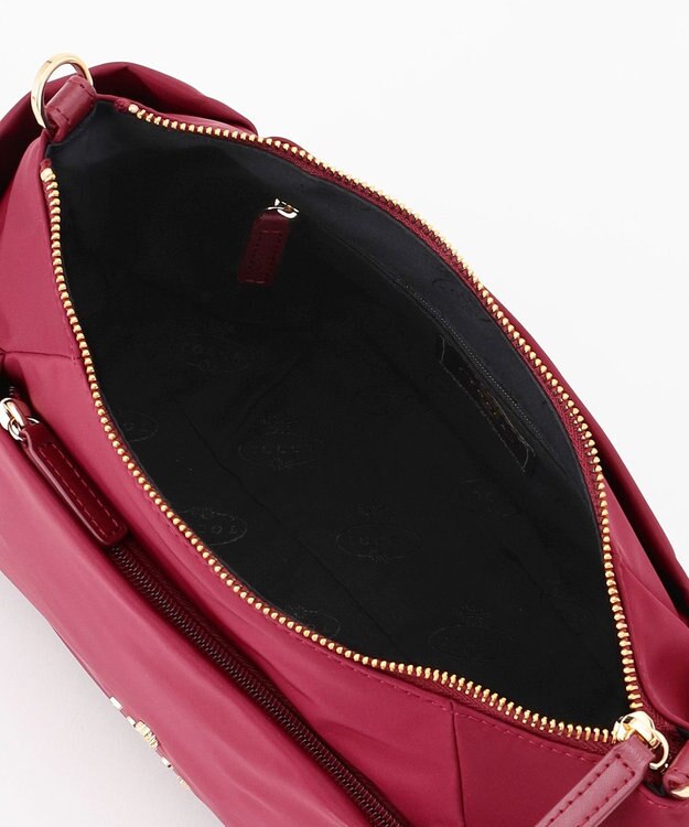 TOCCA 【大人百花掲載】PIECE OF CRESCENT NYLONBAG バッグ ボルドー系