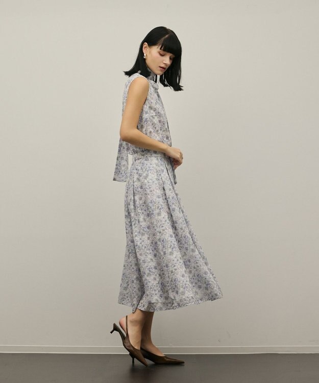 GRACE CONTINENTAL シアーフラワープリントジャガードフレアスカート グレー