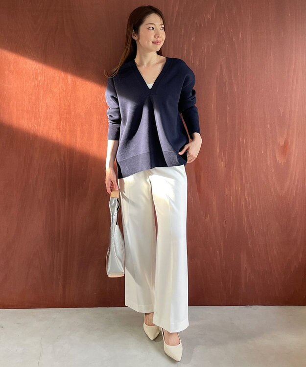 UNFILO スポンジニット ディープネック ネイビー