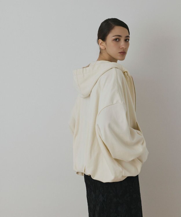 GRACE CONTINENTAL バル－ン裏毛パ－カ－ キナリ