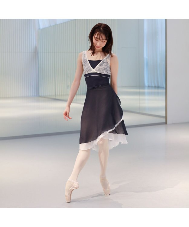 Chacott 【AKANE TAKADA】ノースリーブレオタード ネイビー