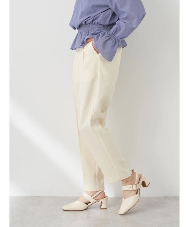 earth music&ecology 接触冷感テーパードパンツ Off White