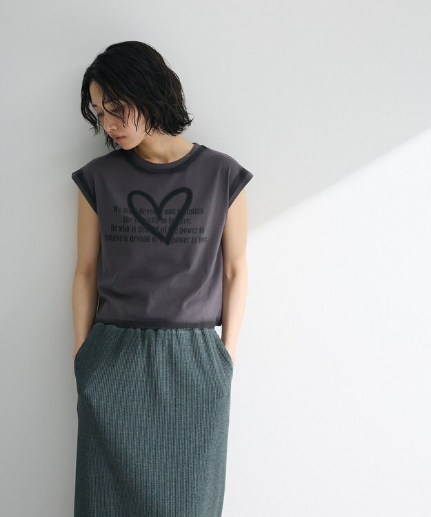 Green Parks ・ｓｗｉｎｇ　ｂｙ　ハートロゴフレンチＴＥＥ Charcoal Gray