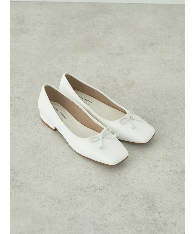 earth music&ecology ＯＲｉｅｎｔａｌＴＲａｆｆｉｃ　バレエパンプス White