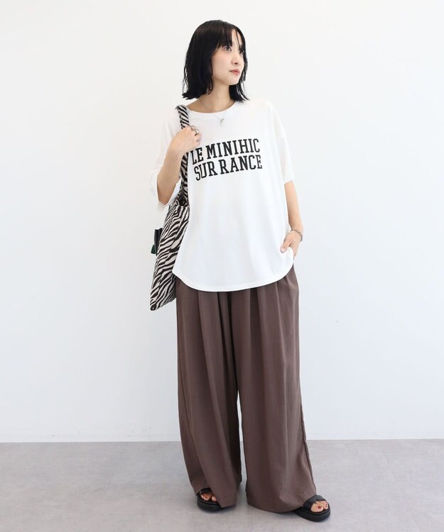 Green Parks 裾ラウンド機能ロゴTシャツ Off White