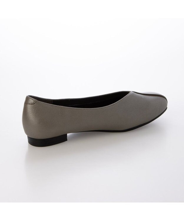 ing <ing>【WEB限定】スクエアトゥVカットフラットシューズ グレーメタリック