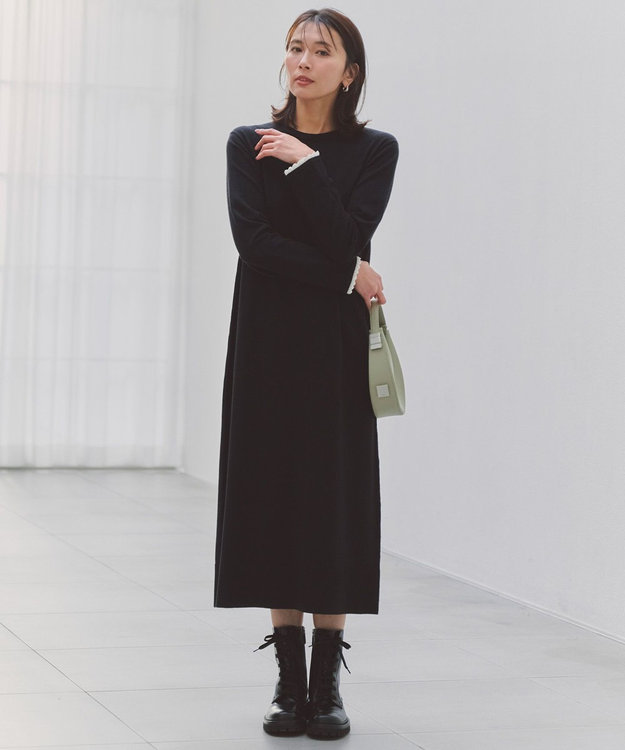 UNFILO L フリルトリミング ニットワンピース ブラック×エクリュ