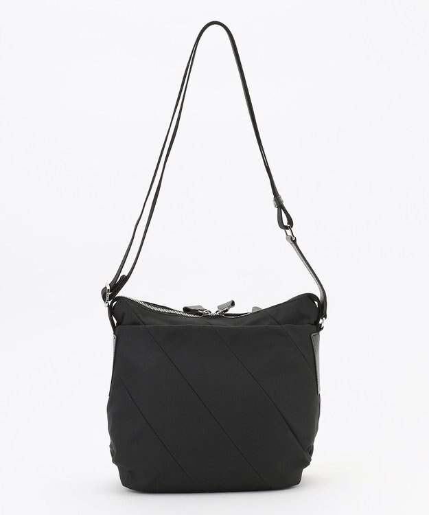 Y'SACCS ストリームラインショルダー ブラック