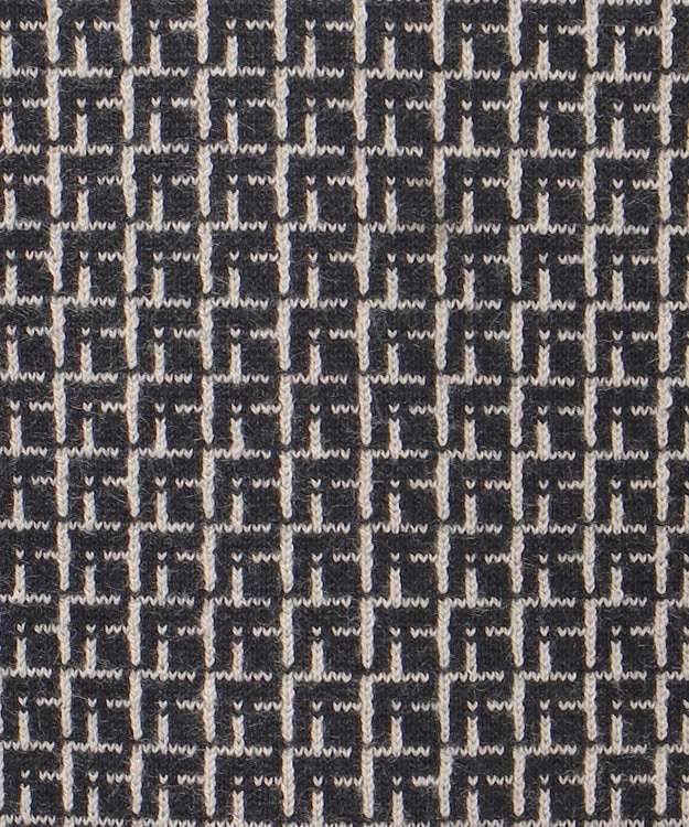 自由区 【WEB限定カラーあり・洗える】リバーシブルニット セットアップ(プルオーバー×フレアスカート) ブラック×グレージュ