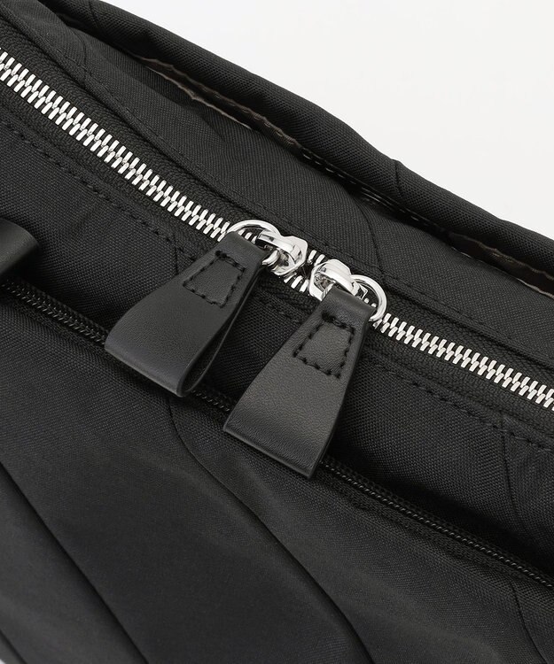 Y'SACCS ストリームラインショルダー ブラック