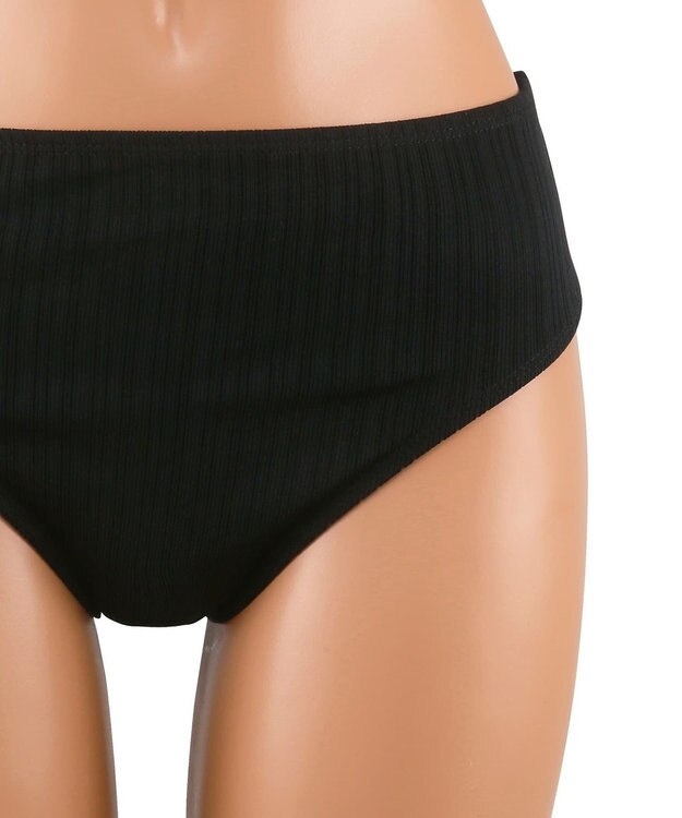 San-ai Resort（三愛水着楽園） 【WEB限定】ラッシュガード付き4点セット水着 9号11号13号【BeachQueen(ビーチクイーン）】 ベージュ