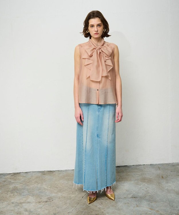 GRACE CONTINENTAL シアーボウタイノースリーブ ベージュ