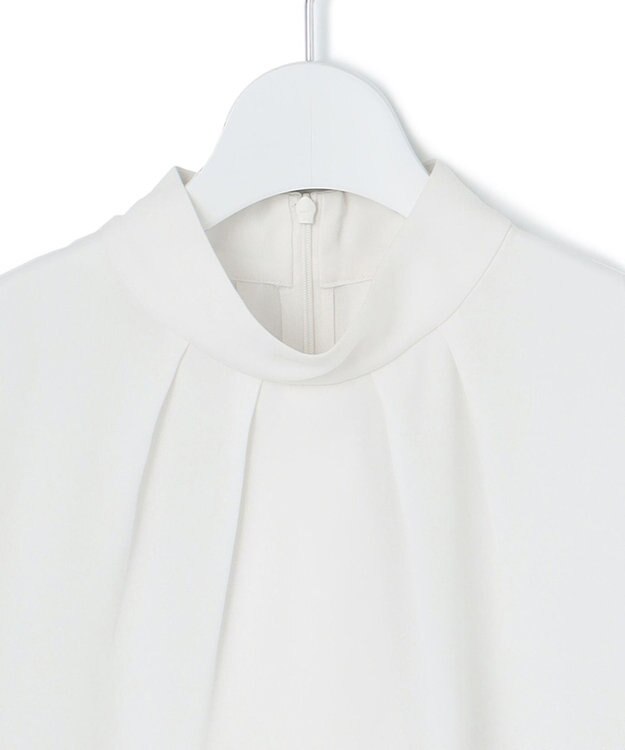 23区 【吸水速乾/UVケア/防シワ性】バックサテンアムンゼン ボウタイ付き 2WAY ブラウス ホワイト系