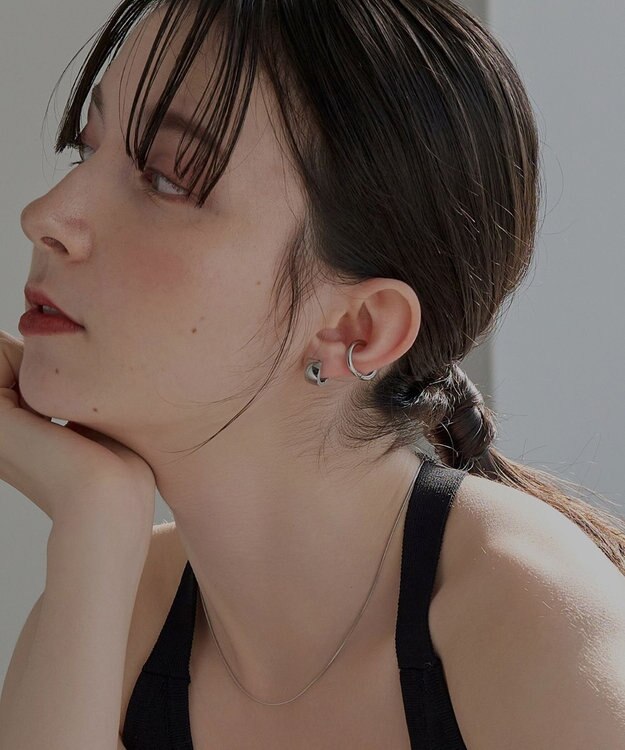 Phoebe 【金属アレルギー対応】ワンタッチワイドフープミニピアス(片耳)/サージカルステンレス シルバー シルバー