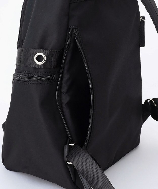 ICB 【4/3-4/19期間限定・受注生産】選べるチャーム 8ポケットナイロンリュック カスタマイズ ファー白&フェイクレザーロープ白