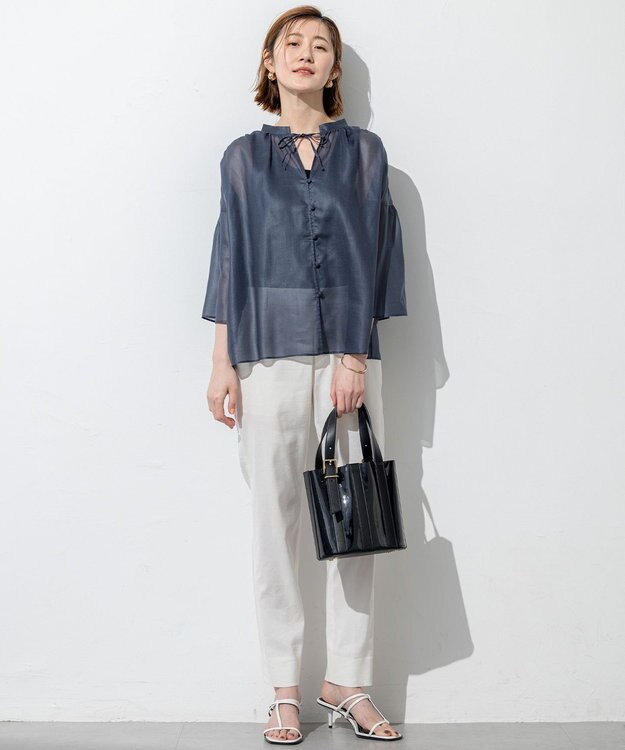 23区 【洗える】リネンレーヨンストレッチ テーパード パンツ ホワイト系